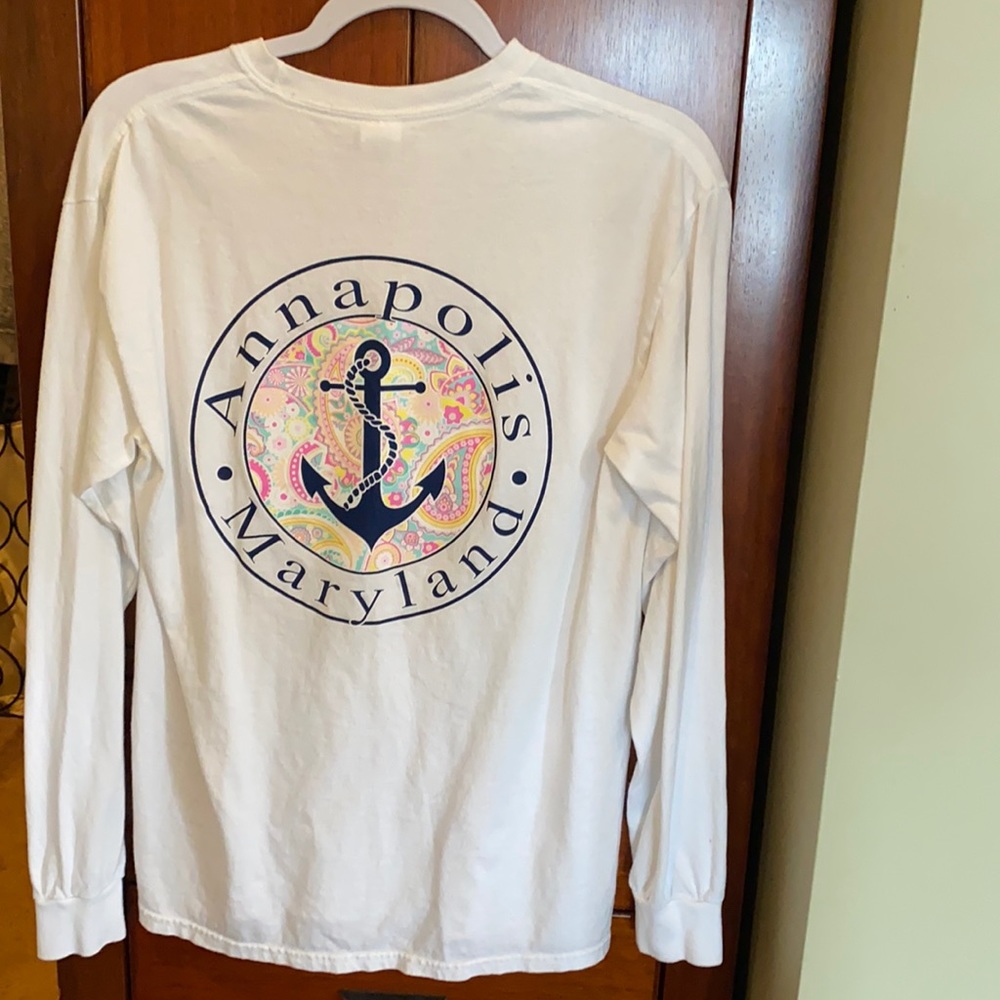 Annapolis MD Ladies white long sleeve shirt. Size medium